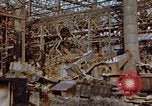 Image usine productrice de gaz Honshu Japon Kure Base navale, 1946, de la seconde 28 séquences d'archives historiques vidéo 65675052638