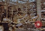 Image usine productrice de gaz Honshu Japon Kure Base navale, 1946, de la seconde 29 séquences d'archives historiques vidéo 65675052638