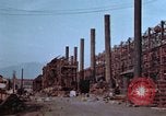 Image usine productrice de gaz Honshu Japon Kure Base navale, 1946, de la seconde 35 séquences d'archives historiques vidéo 65675052638