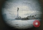 Standbild US Submarine Torpedos japanischen Frachter Japan, 1945, aus Sekunde 20 historischem Filmmaterial Videoclip 65675052644