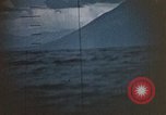 Standbild US Submarine Torpedos japanischen Frachter Japan, 1945, aus Sekunde 40 historischem Filmmaterial Videoclip 65675052644