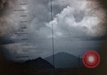 Standbild US Submarine Torpedos japanischen Frachter Japan, 1945, aus Sekunde 55 historischem Filmmaterial Videoclip 65675052644
