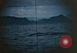 Standbild US Submarine Torpedos japanischen Frachter Japan, 1945, aus Sekunde 58 historischem Filmmaterial Videoclip 65675052644