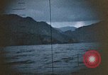 Standbild US Submarine Torpedos japanischen Frachter Japan, 1945, aus Sekunde 62 historischem Filmmaterial Videoclip 65675052644