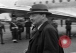 Image Clement Attlee R Berlin Allemagne Gatow Airport, 1945, de la seconde 40 séquences d'archives historiques vidéo 65675052647