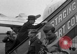 Image Clement Attlee R Berlin Allemagne Gatow Airport, 1945, de la seconde 62 séquences d'archives historiques vidéo 65675052647
