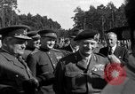 Image Winston Churchill Berlin Allemagne Gatow Airport, 1945, de la seconde 9 séquences d'archives historiques vidéo 65675052650