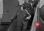 Image Winston Churchill Berlin Allemagne Gatow Airport, 1945, de la seconde 16 séquences d'archives historiques vidéo 65675052650