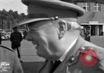 Image Winston Churchill Berlin Allemagne Gatow Airport, 1945, de la seconde 24 séquences d'archives historiques vidéo 65675052650