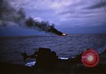 Standbild Japanische Schiff Brennen von Amerikanischen u-boot Angriff Palau Inseln, 1945, aus Sekunde 17 historischem Filmmaterial Videoclip 65675052652