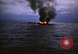 Standbild Japanische Schiff Brennen von Amerikanischen u-boot Angriff Palau Inseln, 1945, aus Sekunde 24 historischem Filmmaterial Videoclip 65675052652