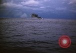 Standbild Japanische Schiff Brennen von Amerikanischen u-boot Angriff Palau Inseln, 1945, aus Sekunde 52 historischem Filmmaterial Videoclip 65675052652