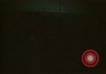 Standbild Japanische Frachter explodiert aus amerikanischen Torpedos Palau Inseln, 1945, aus Sekunde 5 historischem Filmmaterial Videoclip 65675052653