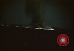 Standbild Japanische Frachter explodiert aus amerikanischen Torpedos Palau Inseln, 1945, aus Sekunde 12 historischem Filmmaterial Videoclip 65675052653