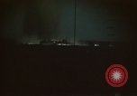 Standbild Japanische Frachter explodiert aus amerikanischen Torpedos Palau Inseln, 1945, aus Sekunde 15 historischem Filmmaterial Videoclip 65675052653
