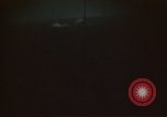 Standbild Japanische Frachter explodiert aus amerikanischen Torpedos Palau Inseln, 1945, aus Sekunde 30 historischem Filmmaterial Videoclip 65675052653