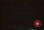 Standbild Japanische Frachter explodiert aus amerikanischen Torpedos Palau Inseln, 1945, aus Sekunde 31 historischem Filmmaterial Videoclip 65675052653