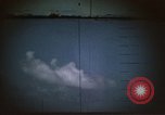 Standbild US Navy u-boot Torpedos markante Japanischen Schiff Palau Inseln, 1945, aus Sekunde 1 historischem Filmmaterial Videoclip 65675052654