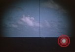 Standbild US Navy u-boot Torpedos markante Japanischen Schiff Palau Inseln, 1945, aus Sekunde 19 historischem Filmmaterial Videoclip 65675052654