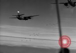 Image B-26 Marauder aéronefs Western Front théâtre européen, 1943, de la seconde 42 séquences d'archives historiques vidéo 65675052657