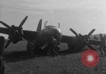 Standbild B-26 Marauder Flugzeuge Western Front europäischen Theater, 1943, aus Sekunde 34 historischem Filmmaterial Videoclip 65675052659