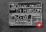 Standbild russischen Beamten Potsdam Deutschland, 1945, aus Sekunde 5 historischem Filmmaterial Videoclip 65675052660