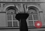 Standbild russischen Beamten Potsdam Deutschland, 1945, aus Sekunde 33 historischem Filmmaterial Videoclip 65675052660