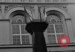 Standbild russischen Beamten Potsdam Deutschland, 1945, aus Sekunde 34 historischem Filmmaterial Videoclip 65675052660