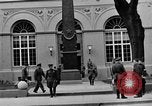 Standbild russischen Beamten Potsdam Deutschland, 1945, aus Sekunde 57 historischem Filmmaterial Videoclip 65675052660