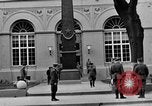 Standbild russischen Beamten Potsdam Deutschland, 1945, aus Sekunde 62 historischem Filmmaterial Videoclip 65675052660