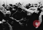 Standbild Ausbildung von japanischen Soldaten in Zweiten Weltkrieg Marianen, 1945, aus Sekunde 53 historischem Filmmaterial Videoclip 65675052672