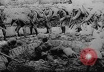 Standbild Ausbildung von japanischen Soldaten in Zweiten Weltkrieg Marianen, 1945, aus Sekunde 58 historischem Filmmaterial Videoclip 65675052672