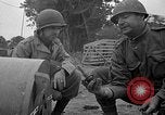 Standbild Japanisches Baka-Selbstmordbombenflugzeug Okinawa Ryukyu Inseln, 1945, aus Sekunde 30 historischem Filmmaterial Videoclip 65675052675