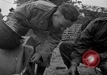 Standbild Japanisches Baka-Selbstmordbombenflugzeug Okinawa Ryukyu Inseln, 1945, aus Sekunde 36 historischem Filmmaterial Videoclip 65675052675