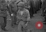 Immagine di Le truppe statunitensi internano i civili a Okinawa Okinawa isole Ryukyu, 1945, secondo 53 filmato di repertorio 65675052676