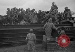 Immagine di Le truppe statunitensi internano i civili a Okinawa Okinawa isole Ryukyu, 1945, secondo 54 filmato di repertorio 65675052676