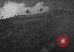 Standbild USA 7th Infantry Division Okinawa Ryukyu Inseln, 1945, aus Sekunde 43 historischem Filmmaterial Videoclip 65675052677