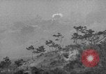 Standbild USA 7th Infantry Division Okinawa Ryukyu Inseln, 1945, aus Sekunde 56 historischem Filmmaterial Videoclip 65675052677