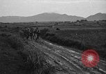 Standbild 7th Infantry Division Soldaten Kin Okinawa Ryukyu Inseln, 1945, aus Sekunde 7 historischem Filmmaterial Videoclip 65675052683