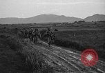 Standbild 7th Infantry Division Soldaten Kin Okinawa Ryukyu Inseln, 1945, aus Sekunde 11 historischem Filmmaterial Videoclip 65675052683