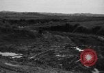 Standbild 7th Infantry Division Soldaten Kin Okinawa Ryukyu Inseln, 1945, aus Sekunde 30 historischem Filmmaterial Videoclip 65675052683