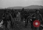 Standbild 7th Infantry Division Soldaten Kin Okinawa Ryukyu Inseln, 1945, aus Sekunde 39 historischem Filmmaterial Videoclip 65675052683