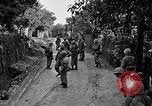 Standbild 7 Division Infanteristen Kin Okinawa Ryukyu Inseln, 1945, aus Sekunde 21 historischem Filmmaterial Videoclip 65675052685