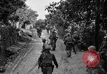 Standbild 7 Division Infanteristen Kin Okinawa Ryukyu Inseln, 1945, aus Sekunde 27 historischem Filmmaterial Videoclip 65675052685