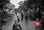 Standbild 7 Division Infanteristen Kin Okinawa Ryukyu Inseln, 1945, aus Sekunde 28 historischem Filmmaterial Videoclip 65675052685