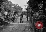 Standbild 7 Division Infanteristen Kin Okinawa Ryukyu Inseln, 1945, aus Sekunde 40 historischem Filmmaterial Videoclip 65675052685