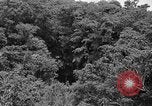 Standbild 7 Division Infanteristen Kin Okinawa Ryukyu Inseln, 1945, aus Sekunde 7 historischem Filmmaterial Videoclip 65675052690