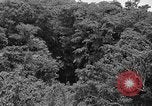 Standbild 7 Division Infanteristen Kin Okinawa Ryukyu Inseln, 1945, aus Sekunde 8 historischem Filmmaterial Videoclip 65675052690