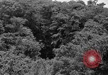 Standbild 7 Division Infanteristen Kin Okinawa Ryukyu Inseln, 1945, aus Sekunde 12 historischem Filmmaterial Videoclip 65675052690