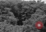 Standbild 7 Division Infanteristen Kin Okinawa Ryukyu Inseln, 1945, aus Sekunde 13 historischem Filmmaterial Videoclip 65675052690